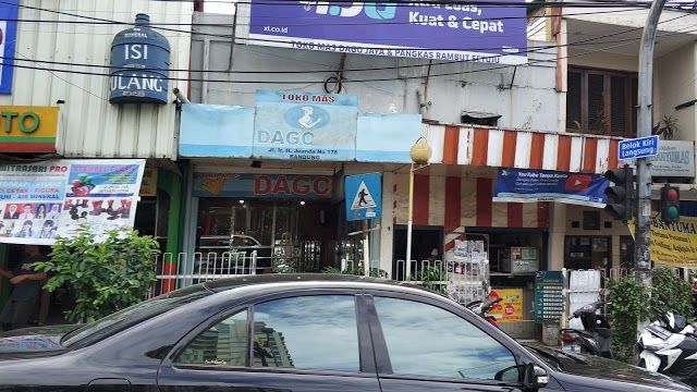 Pasar Simpang Dago